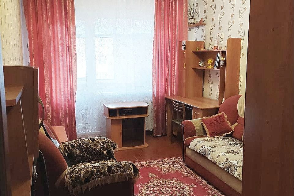 Продаётся комната в 3-комн. квартире, 15.5 м²