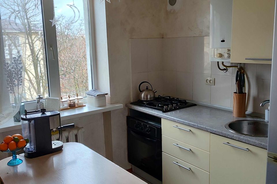 Продаётся 3-комнатная квартира, 60 м²