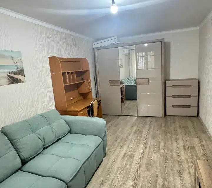 Продаётся 2-комнатная квартира, 44.8 м²