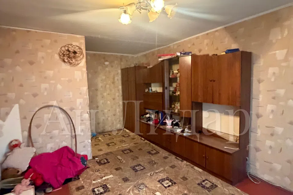 Продаётся 1-комнатная квартира, 38 м²