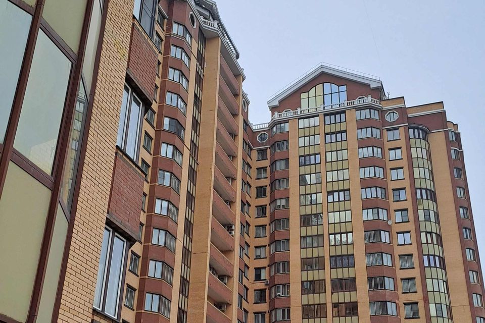 Продаётся 3-комнатная квартира, 112.8 м²