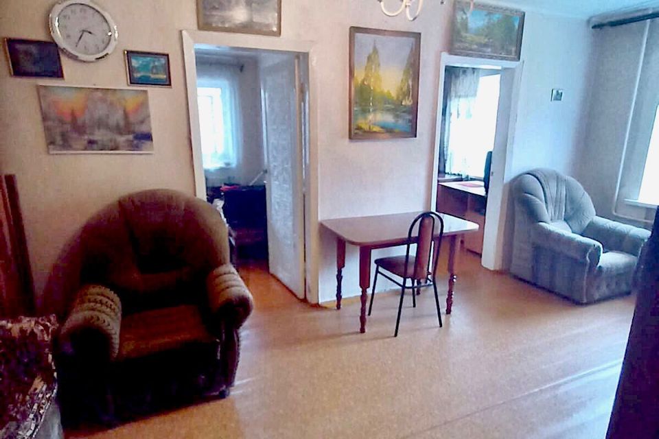 Продаётся 4-комнатная квартира, 59.3 м²