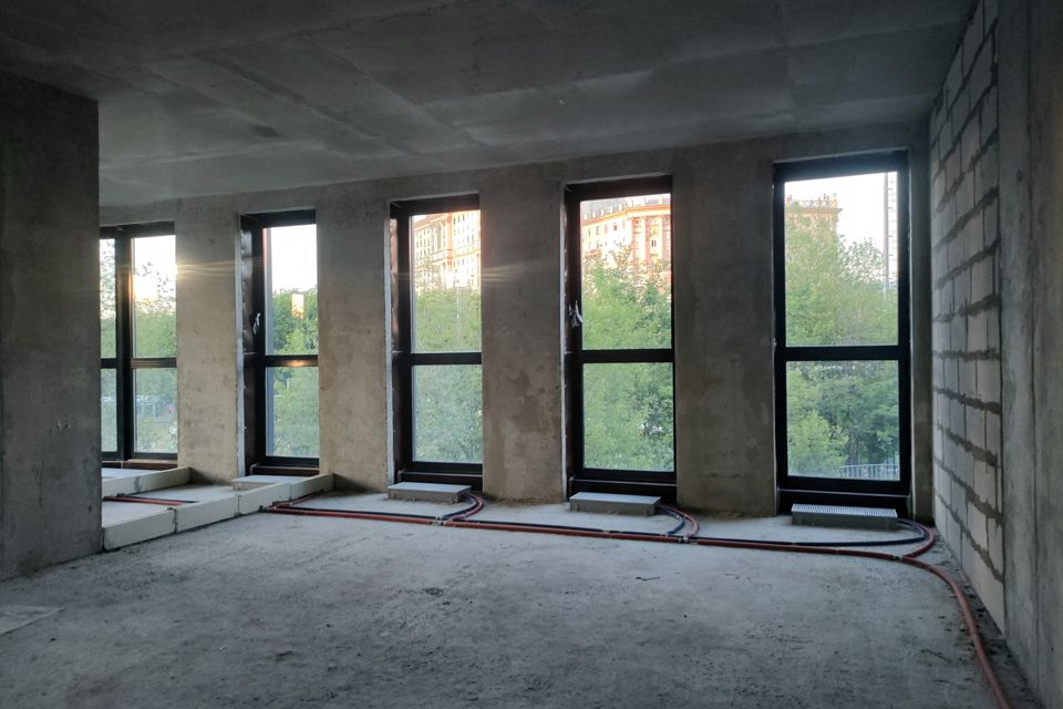 Продаётся 3-комнатная квартира, 82 м²