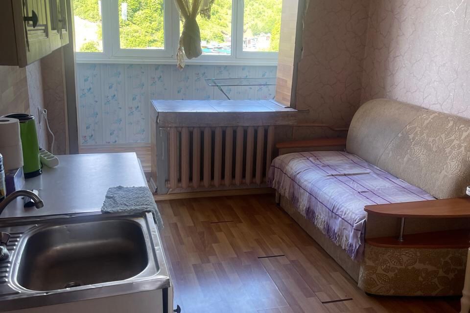 Продаётся 3-комнатная квартира, 59.4 м²