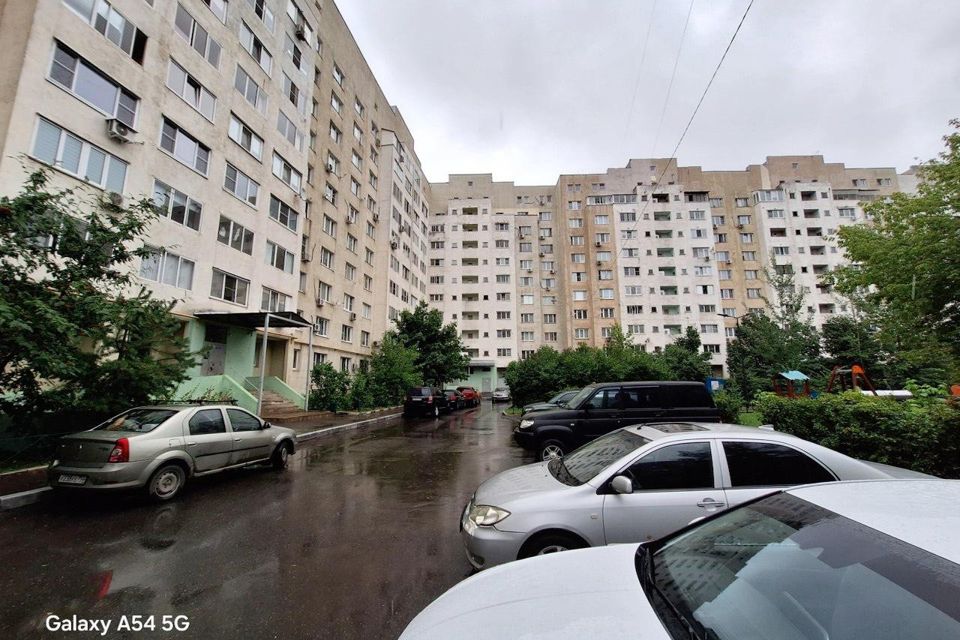 Продаётся 2-комнатная квартира, 55.6 м²