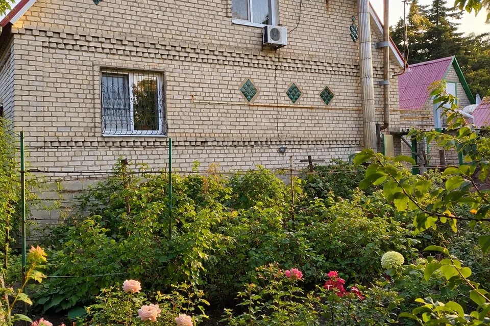 Продаётся 2-этажный дом, 230 м²