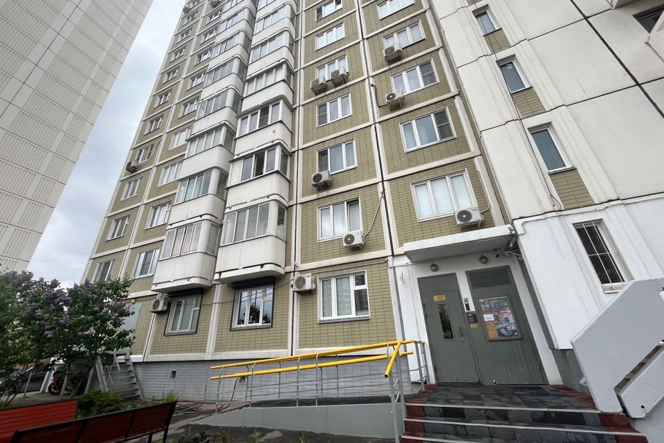 Продаётся 2-комнатная квартира, 57 м²