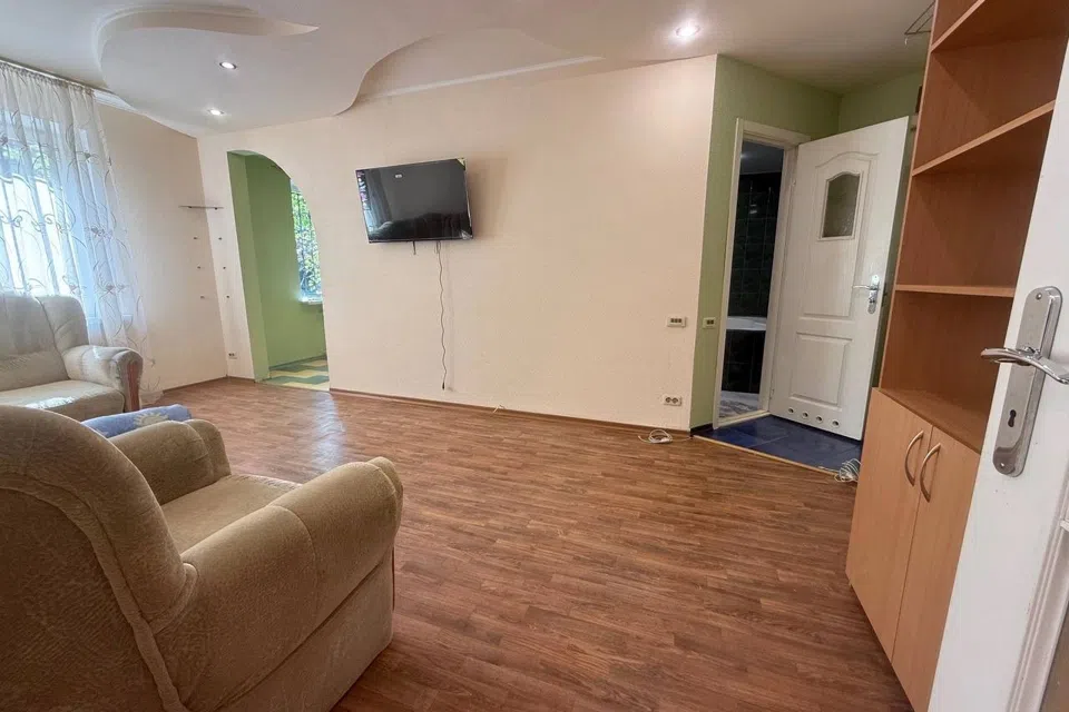 Продаётся 3-комнатная квартира, 70 м²