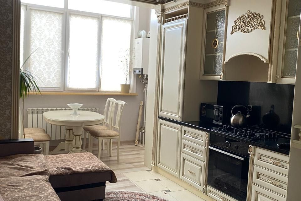 Сдаётся 1-комнатная квартира, 48 м²