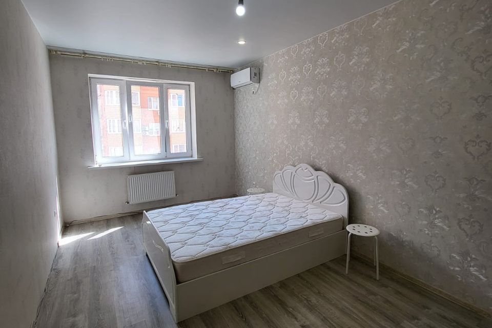Продаётся 1-комнатная квартира, 38 м²