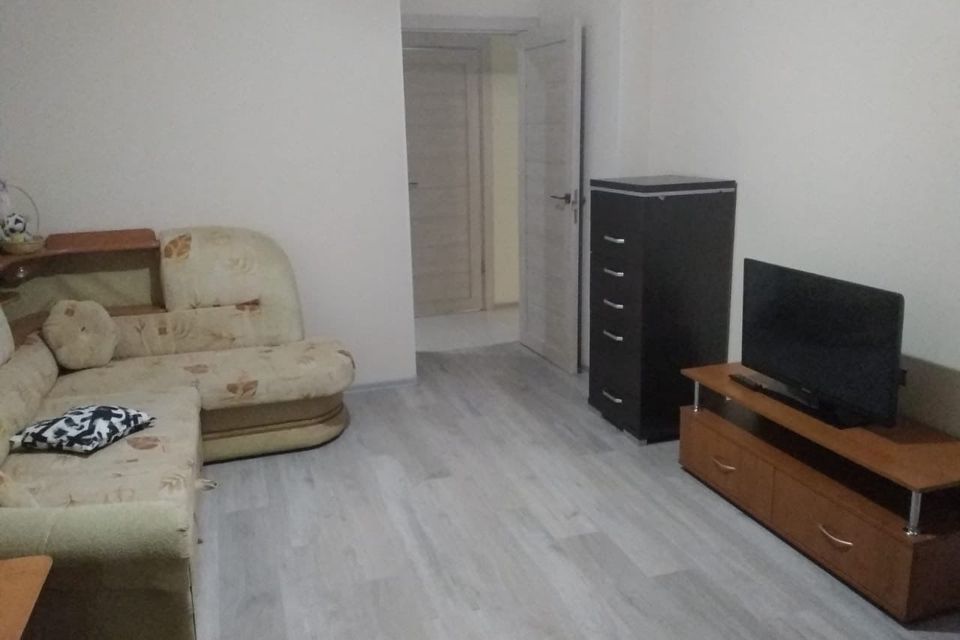 Сдаётся 2-комнатная квартира, 55 м²
