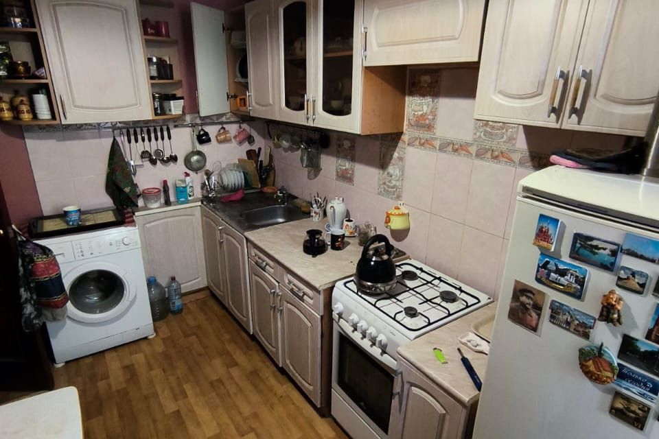 Продаётся 4-комнатная квартира, 79.9 м²