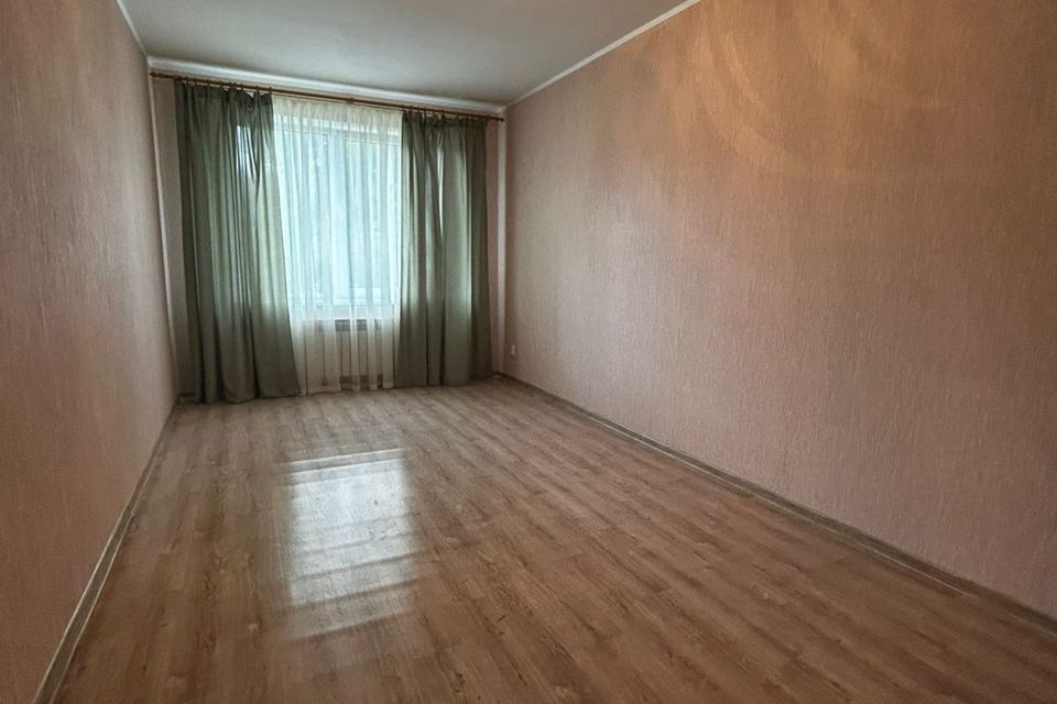 Продаётся 1-комнатная квартира, 35.8 м²