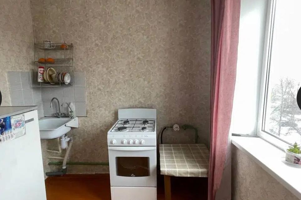 Продаётся 3-комнатная квартира, 51.4 м²