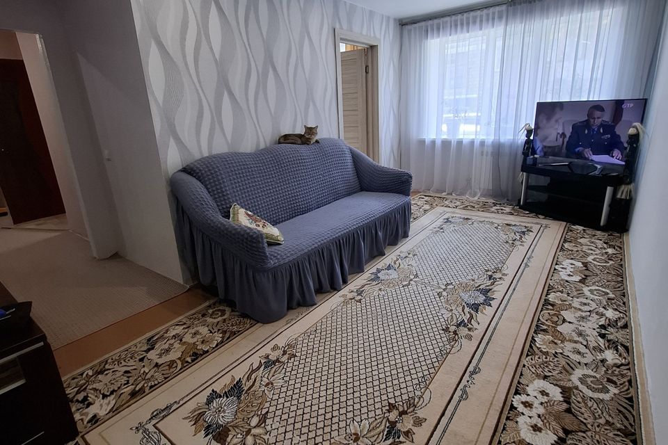 Продаётся 3-комнатная квартира, 54.6 м²