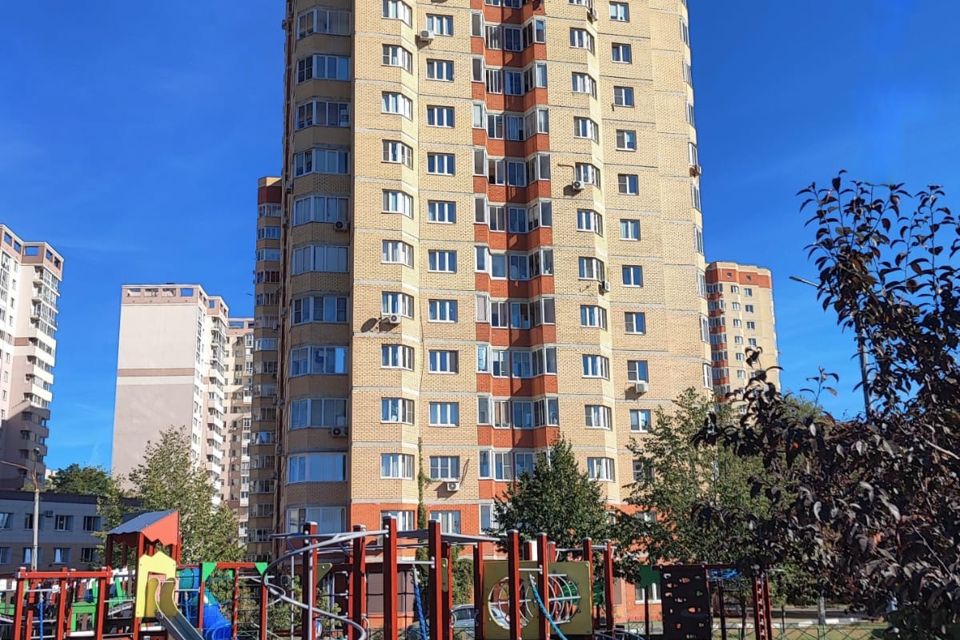 Продаётся 2-комнатная квартира, 59.2 м²