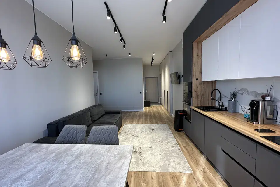 Продаётся 2-комнатная квартира, 71.2 м²