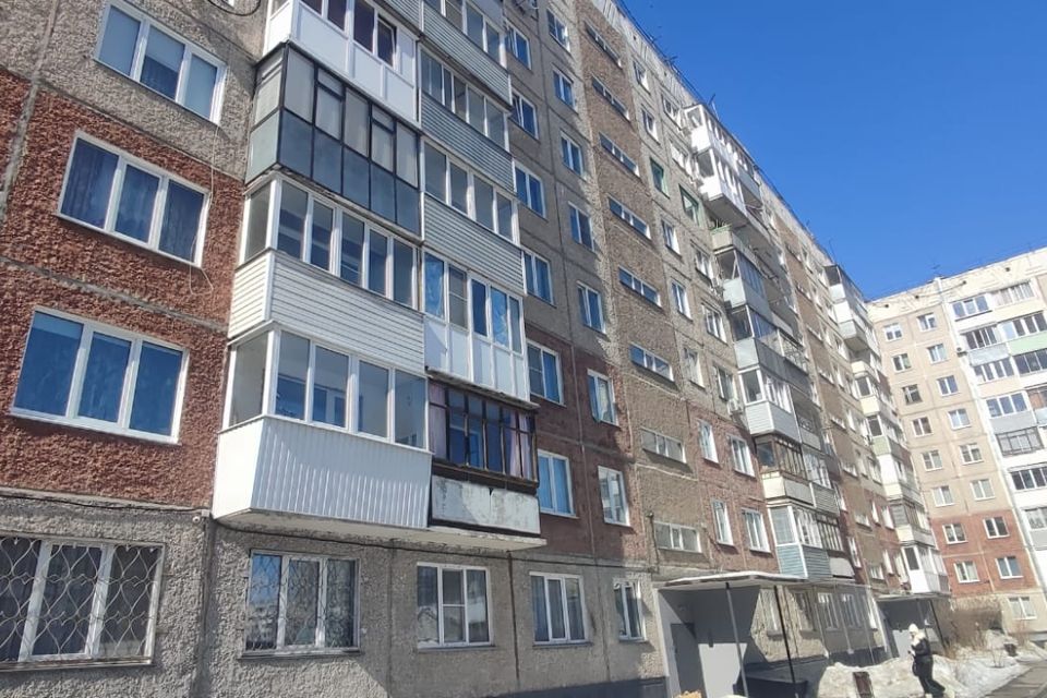 Продаётся 3-комнатная квартира, 59.6 м²