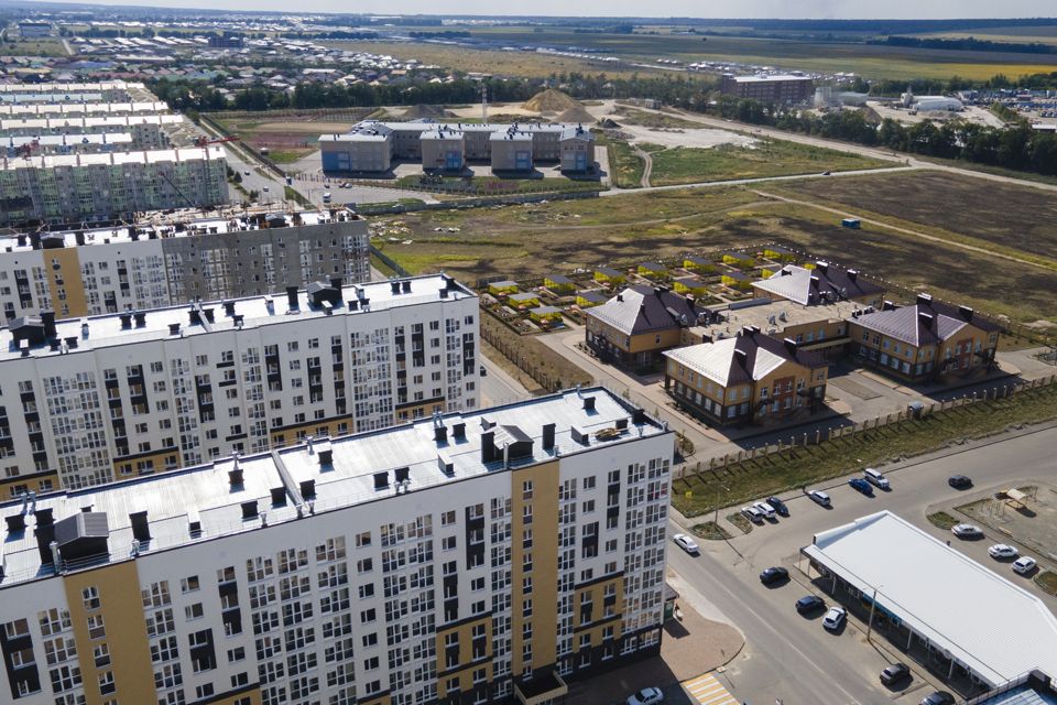 Продаётся 1-комнатная квартира, 43.8 м²