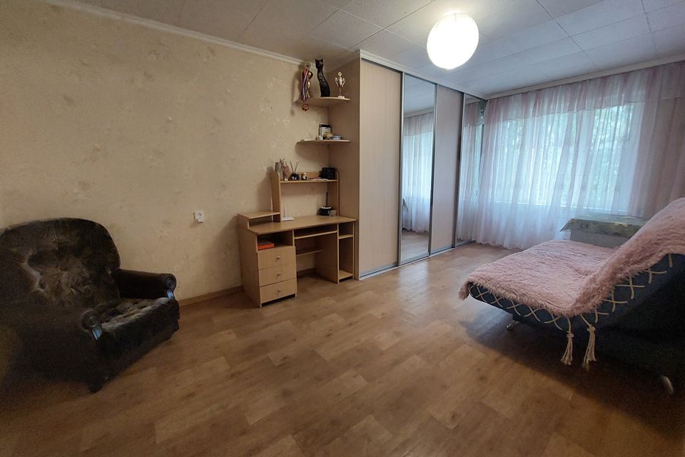 Продаётся 1-комнатная квартира, 32 м²