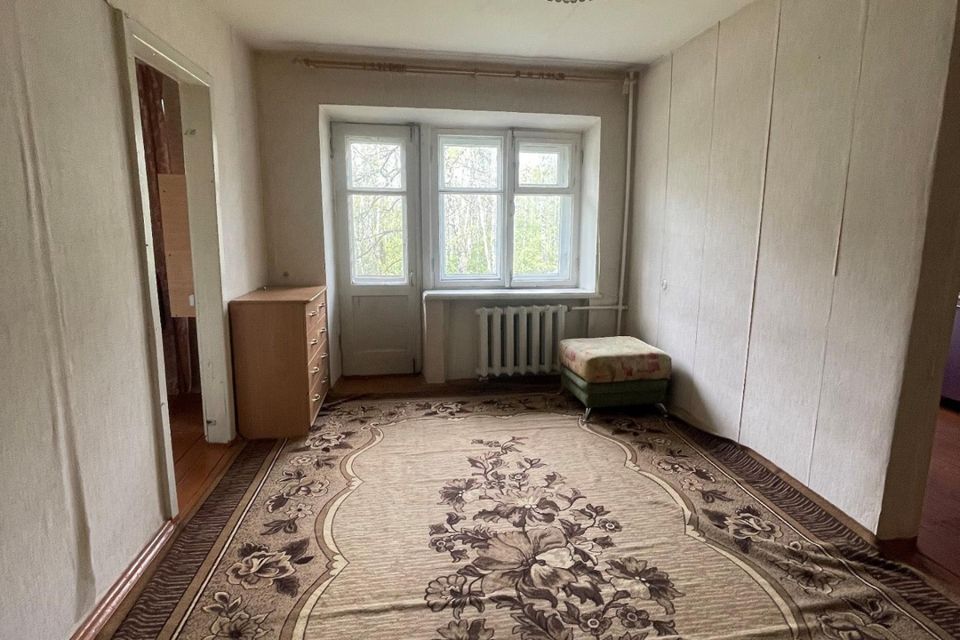 Продаётся 2-комнатная квартира, 43.8 м²