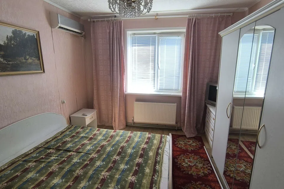 Продаётся 2-комнатная квартира, 57 м²