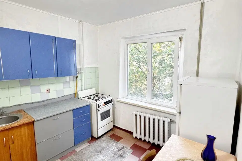 Продаётся 1-комнатная квартира, 35.8 м²