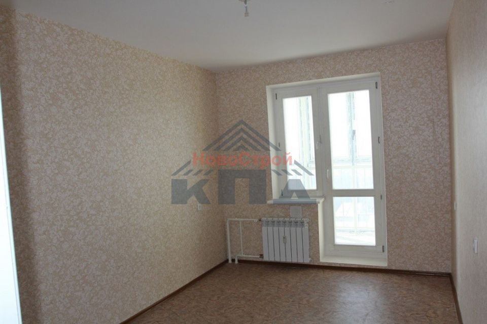 Продаётся 1-комнатная квартира, 58 м²