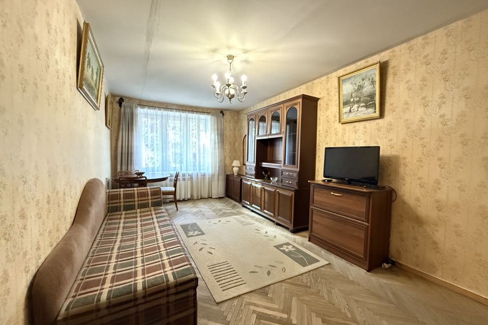 Продаётся 2-комнатная квартира, 42.8 м²