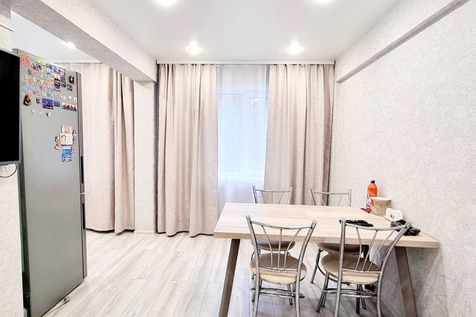 Продаётся 3-комнатная квартира, 55.3 м²