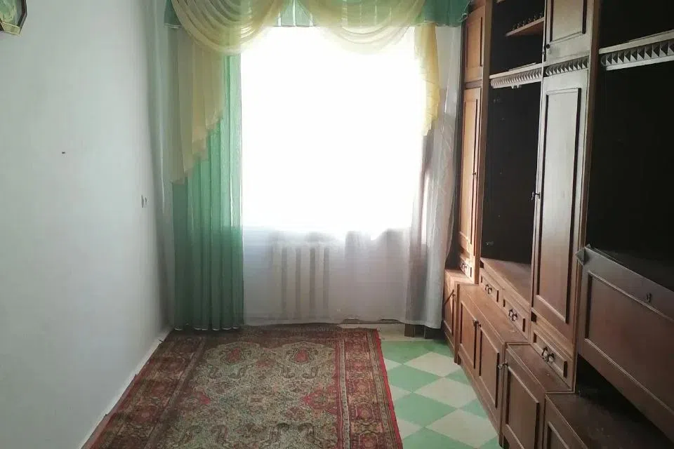 Продаётся 3-комнатная квартира, 52.2 м²
