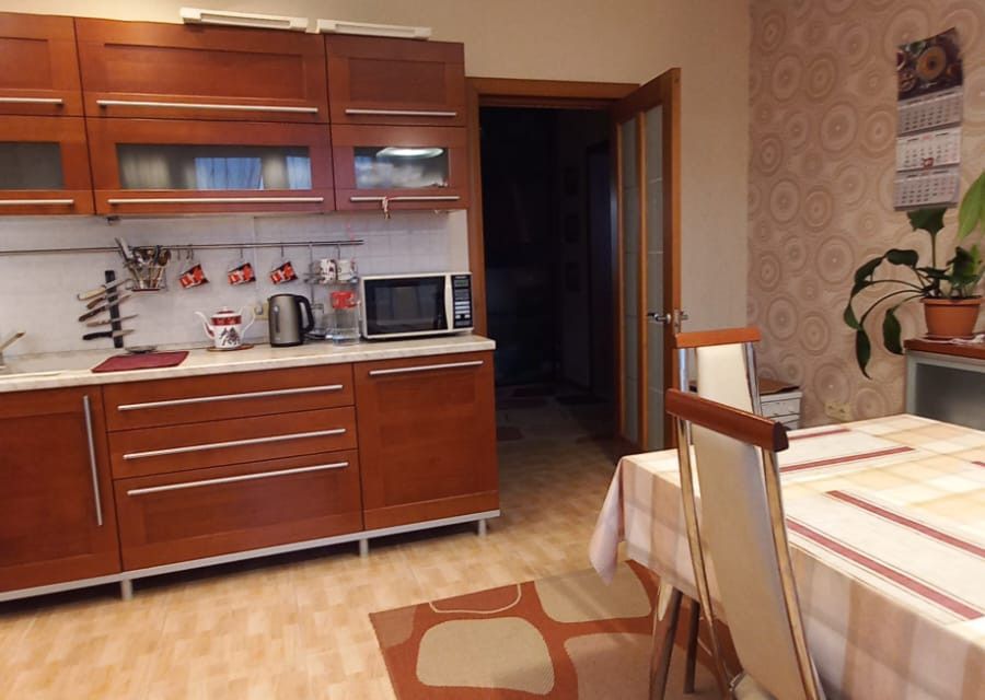Продаётся 3-комнатная квартира, 105 м²