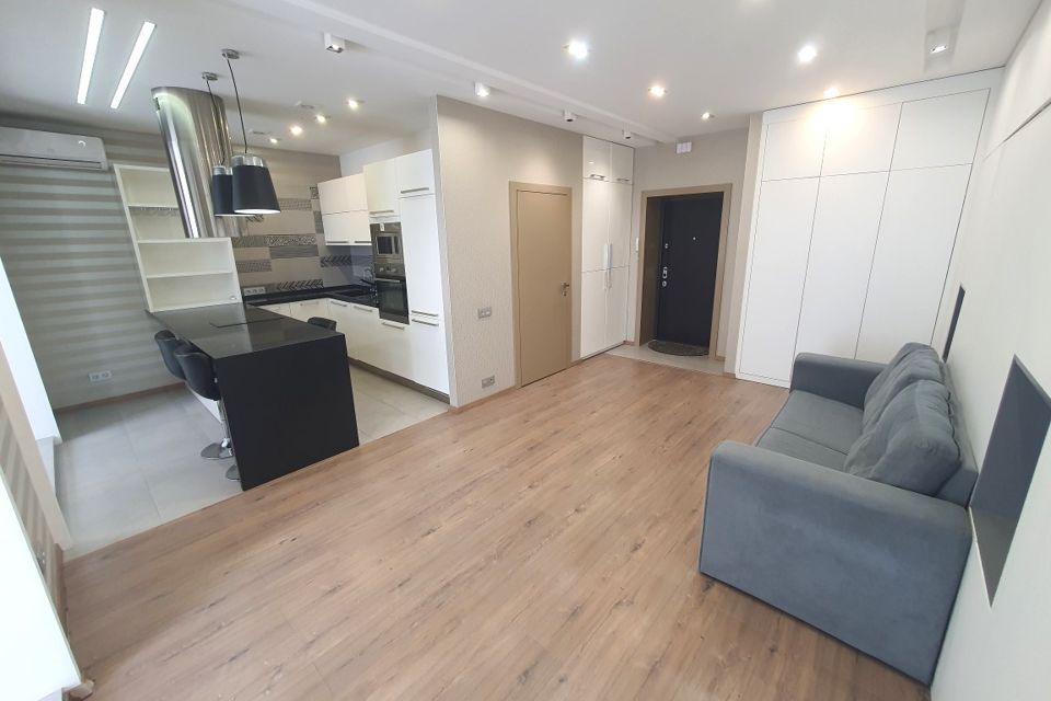 Продаётся студия, 38 м²
