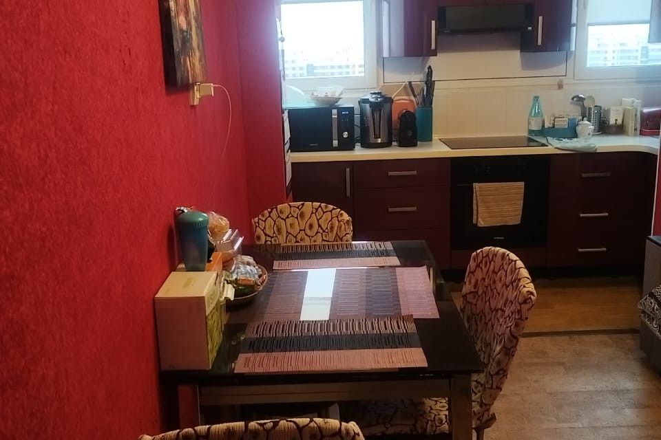Продаётся 1-комнатная квартира, 40.4 м²