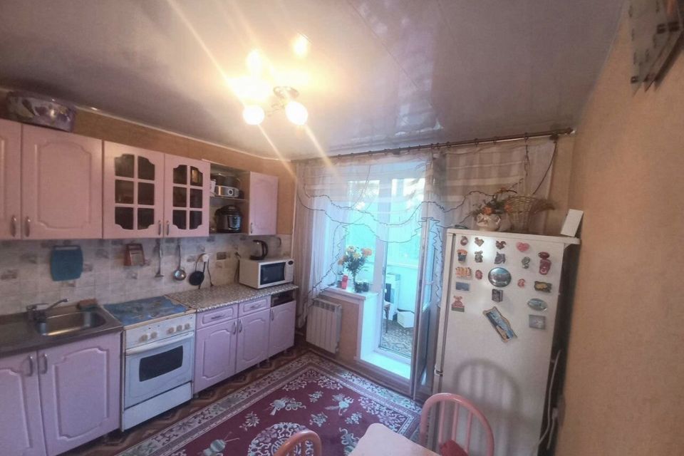 Продаётся 3-комнатная квартира, 64.2 м²