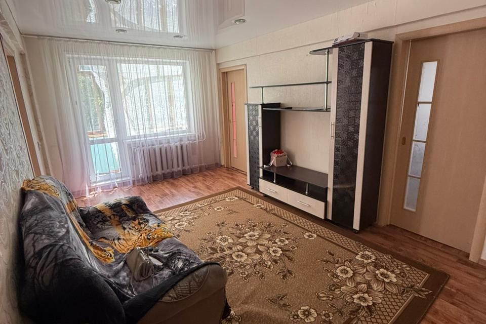 Продаётся 3-комнатная квартира, 49 м²