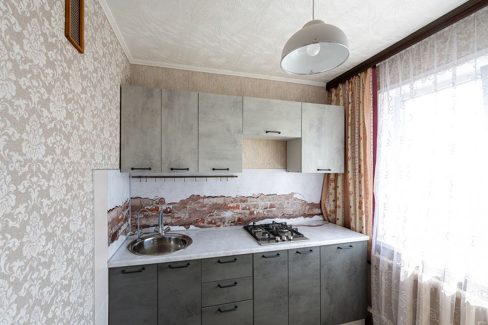 Продаётся 3-комнатная квартира, 56.8 м²