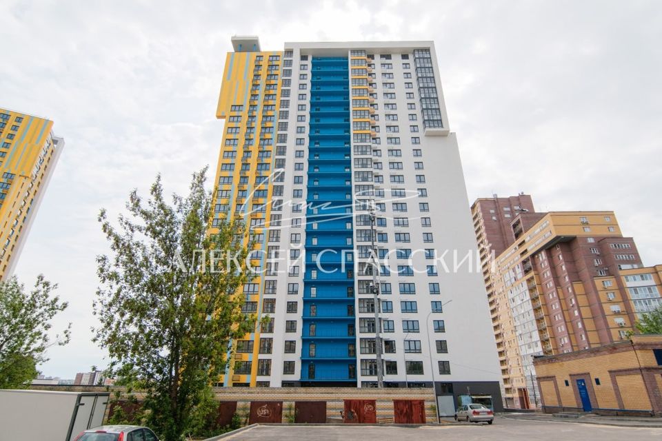 Продаётся 2-комнатная квартира, 67.28 м²