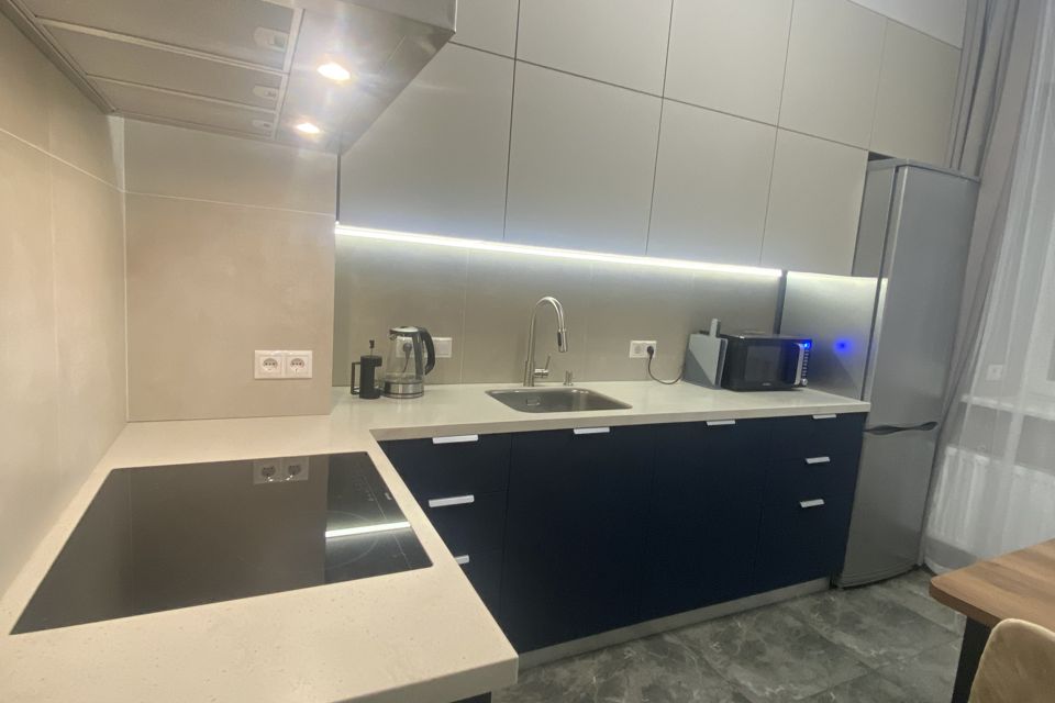 Продаётся 1-комнатная квартира, 41.2 м²