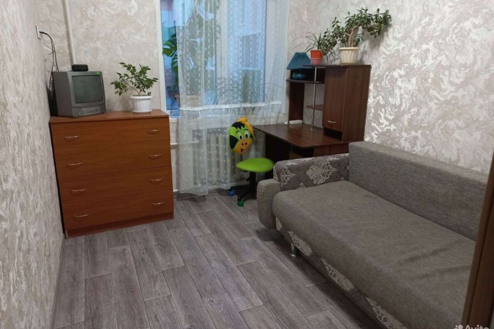 Сдаётся 3-комнатная квартира, 43 м²