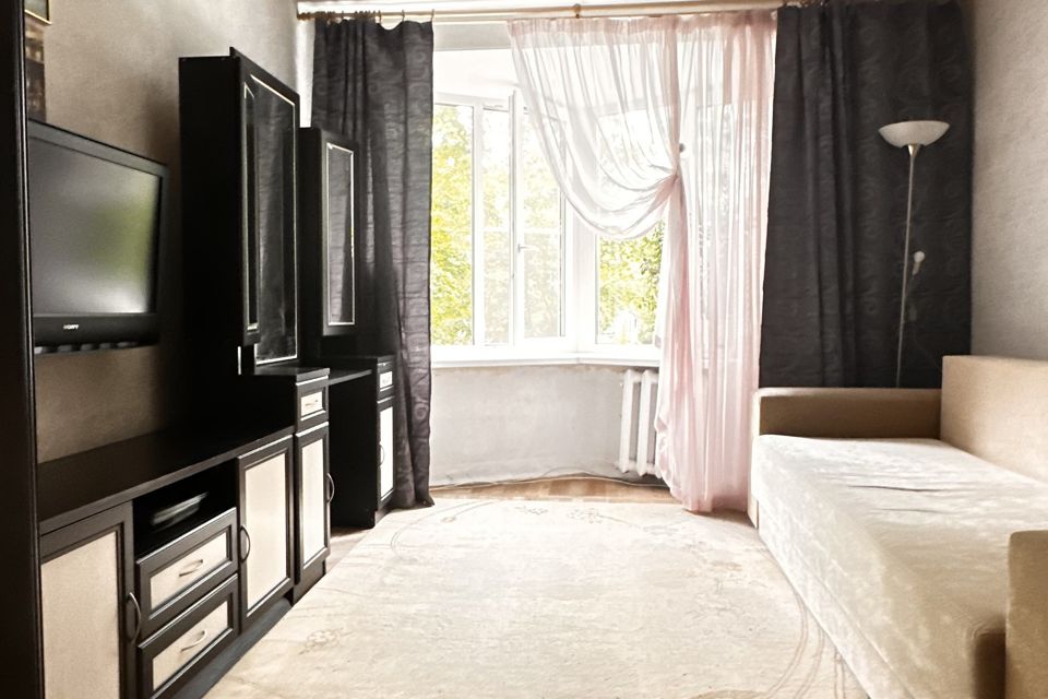 Продаётся 3-комнатная квартира, 56.4 м²