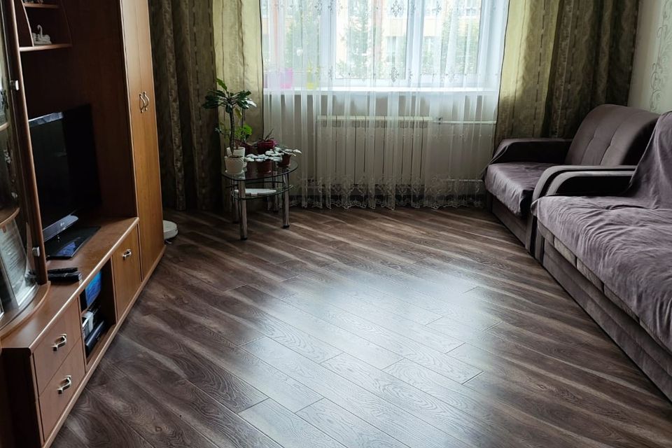 Продаётся 2-комнатная квартира, 63.7 м²