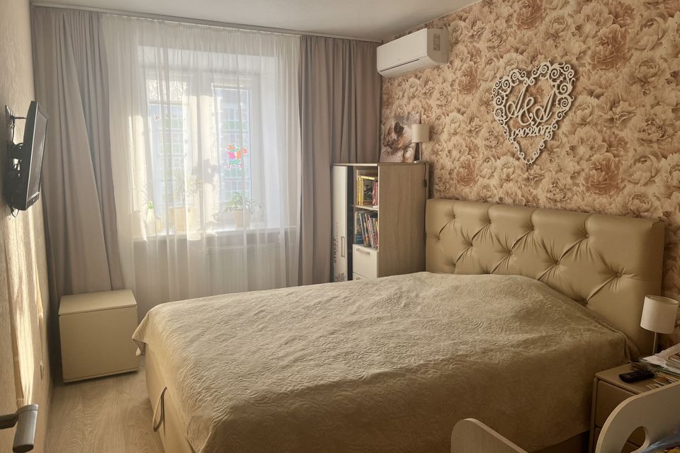 Продаётся 2-комнатная квартира, 61.7 м²