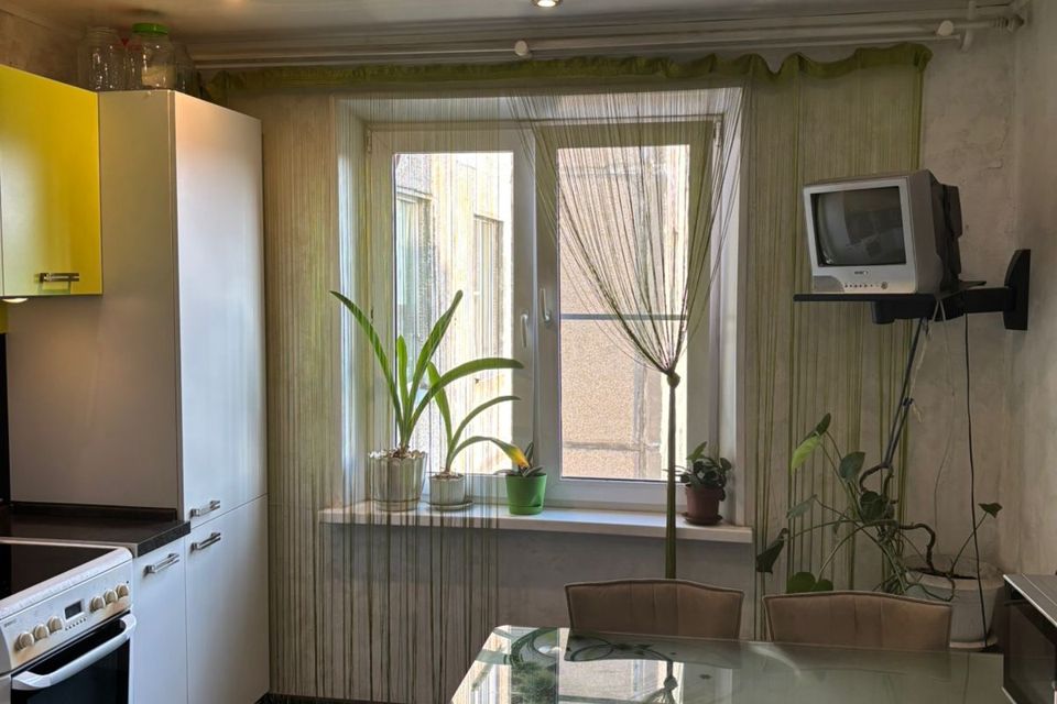 Продаётся 4-комнатная квартира, 83.3 м²