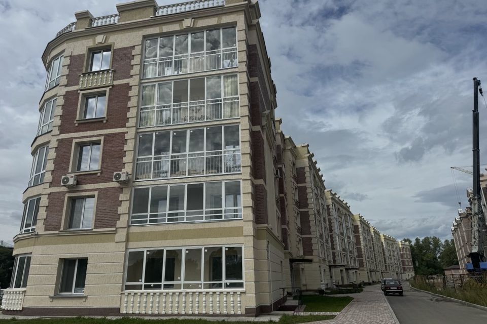 Продаётся 3-комнатная квартира, 77.6 м²