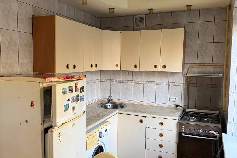 Продаётся 3-комнатная квартира, 57 м²