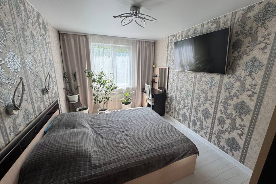 Продаётся 3-комнатная квартира, 63.6 м²
