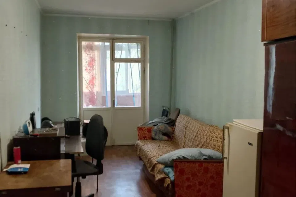 Продаётся 3-комнатная квартира, 57.3 м²