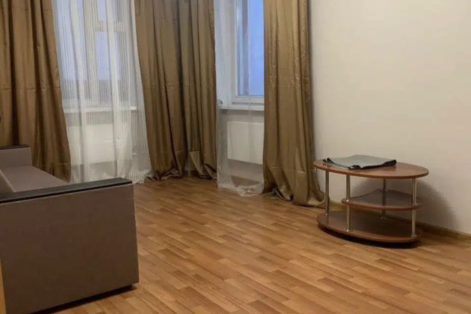 Продаётся 1-комнатная квартира, 42.6 м²