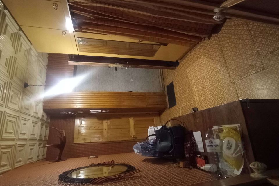 Продаётся 4-комнатная квартира, 60.1 м²
